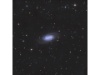 NGC 2903 ist eine Balken-Spiralgalaxie vom Hubble-Typ SBbc im Sternbild Löwe an der Ekliptik. Die Galaxie ist rund 21 Millionen Lichtjahre von der Milchstraße entfernt und hat einen Durchmesser von 80.000 Lichtjahren.