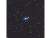 Der Katzenaugennebel (NGC 6543) ist ein Planetarischer Nebel im Sternbild Drache am Nordsternhimmel. Er ist strukturell einer der komplexesten unter den bekannten Nebeln. Hochauflösende Aufnahmen des Hubble-Weltraumteleskops enthüllten außergewöhnliche Strukturen wie Knoten, Jets und bogenartige Merkmale. Visuell ähnelt er dem Katzenauge und wurde entsprechend benannt. 
NGC 6543 ist ein sehr genau untersuchter Planetarischer Nebel. Er hat eine Magnitude von 8,1 und ist daher mit dem bloßen Auge nicht erkennbar. Er hat aber eine sehr hohe Oberflächenhelligkeit. 
Während der Durchmesser des hellen inneren Teils mit ungefähr 20 Bogensekunden einen sehr kleinen Teil einnimmt, existiert um den Nebel auch ein 6,4 Bogenminuten großer Halo, der von seinem alten Stern ausgestoßen wurde, als dieser ein roter Riese war.
Der Hauptkörper hat eine Dichte von rund 5.000 Teilchen pro cm³ und eine Temperatur von rund 8.000 K. Der äußere Halo hat eine Temperatur von 15.000 K und eine viel geringere Dichte.
Der zentrale Stern ist ein O-Typ Stern und hat eine Temperatur von 80.000 K. Er scheint ungefähr 10.000 Mal heller als unsere Sonne, besitzt aber, im Vergleich mit ihr, nur den 0,65-fachen Radius.


Diese Aufnahme stammt von der letzten Vollmondphase und wurde durch einen Dual-Schmalbandfilter belichet. Als Teleskop kam der 10